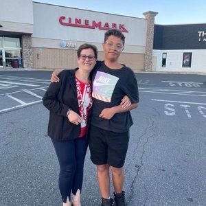 Meet your Posher, Carmela